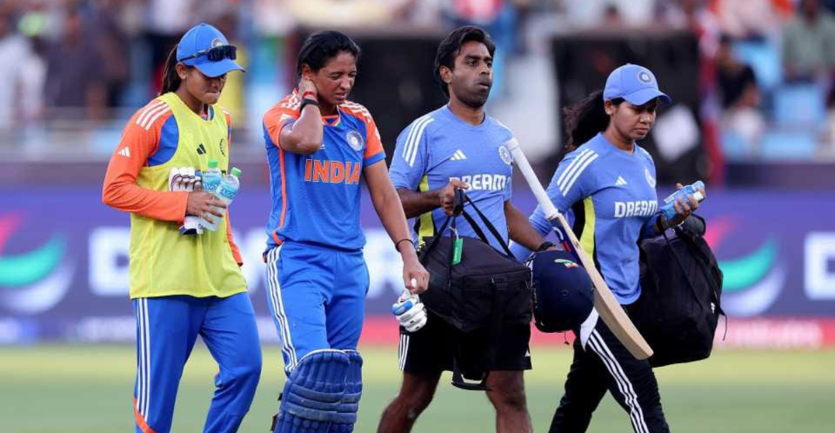 Harmanpreet Kaur's neck injury during match against pakistan